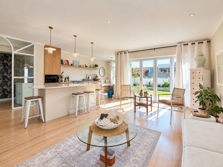 4 Bedroom Property for Sale in Melkbosstrand Central Western Cape